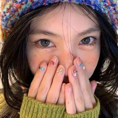 疯疯癫癫的阿兹洛
